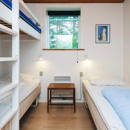 Holiday home 5 Person In Romo *